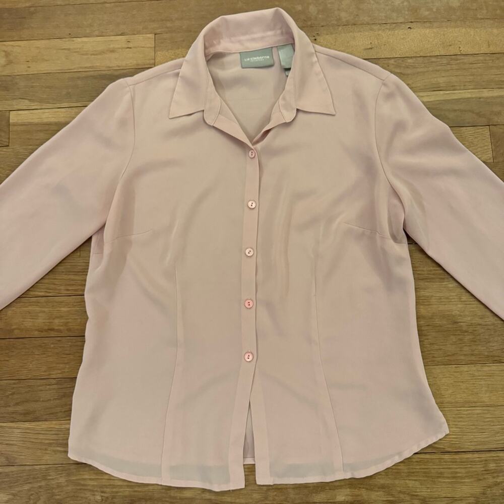 Liz Claiborne Women's Pink Button Down Top - Size 8
 b80